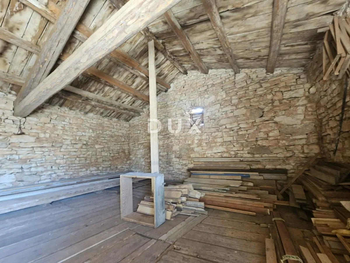 Istria, Divšići, dom z kamienia, 55 m2, do renowacji
