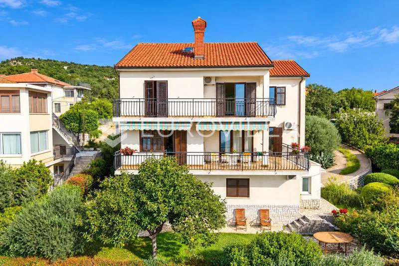 Kostrena, Vrh Martinščice, samostojeća kuća 300 m², pogled na more