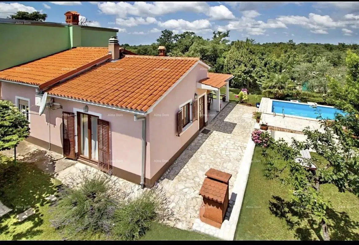 Kuća s bazenom u blizini Žminja