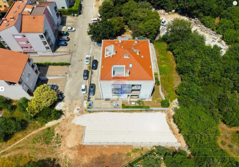 Garage-Box Rovinj, 15m2 – 3