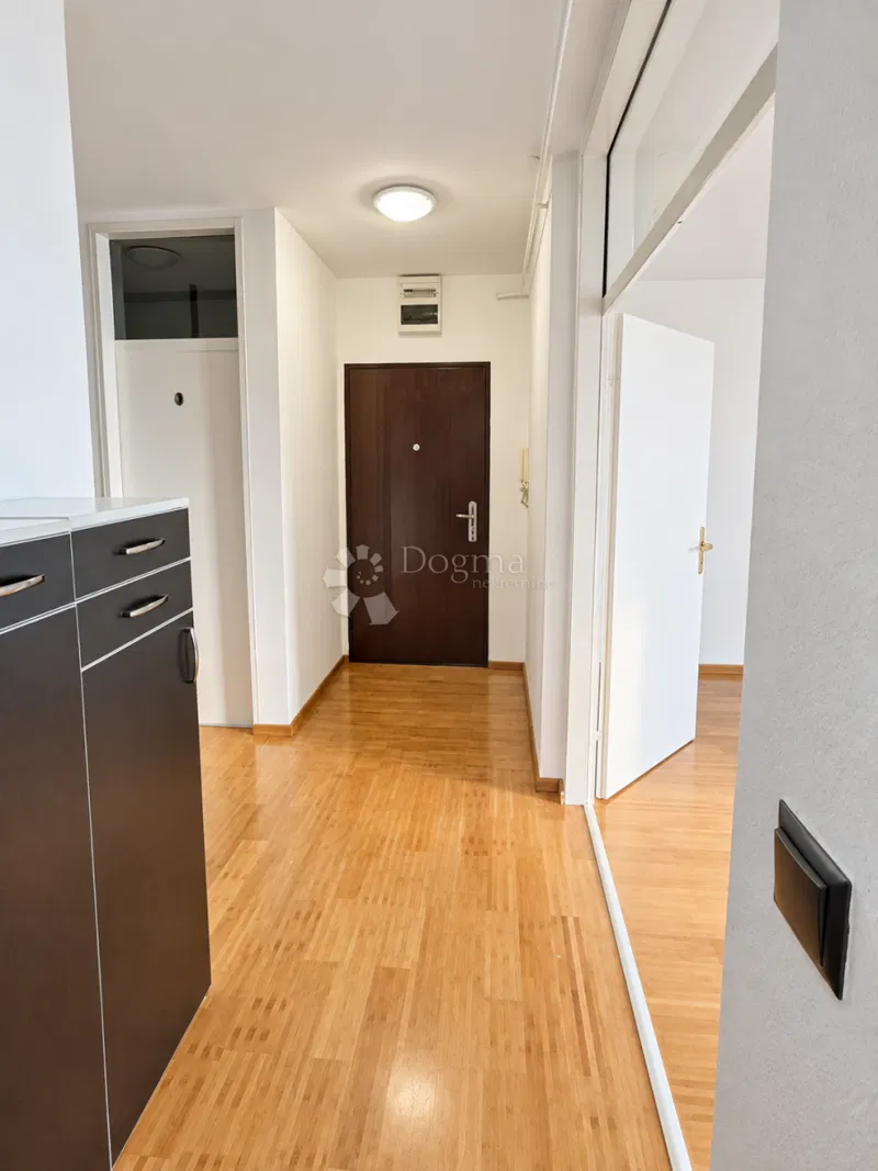 Mieszkanie Gornji grad / Centar, Osijek, 101,30m2 – 2