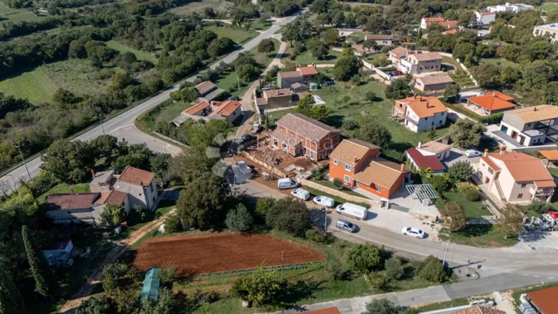 BALE – ULTRA PREMIUM DUPLEXNÍ REZIDENCE VISOK ROH BAU 345 m² • dvě jednotky každá 172,5 m² • dva soukromé bazény • pozemek 630 m² – 3