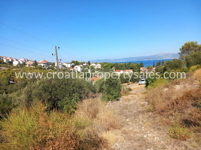 Brac, building land for sale, 98.000 € – 2