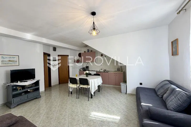 Istra, Pomer, stan u prizemlju s vrtom za dugoročni najam – 3