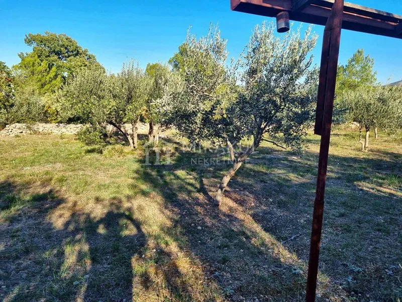 Nekretnine Bilice, Građevinsko zemljište na dobroj lokaciji – 3