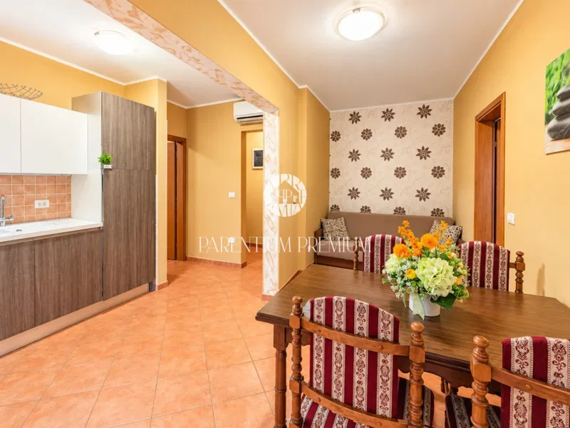 Novigrad – Wohnung mit großer Terrasse, 500 m vom Meer entfernt – 3