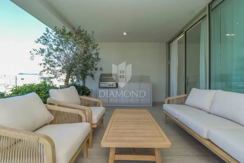 Novigrad, Luxusapartment 120 m² mit Meerblick, nur einen Katzensprung vom Zentrum entfernt! – 2