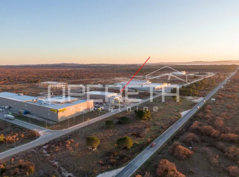 Murvica jug, Zadar-okolica, 12.083,00 m2, 1.850.000,00 EUR – 2