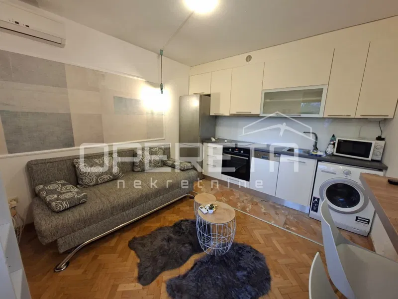 Appartamento a Blatine di 79,01 m2 suddiviso in due unità separate