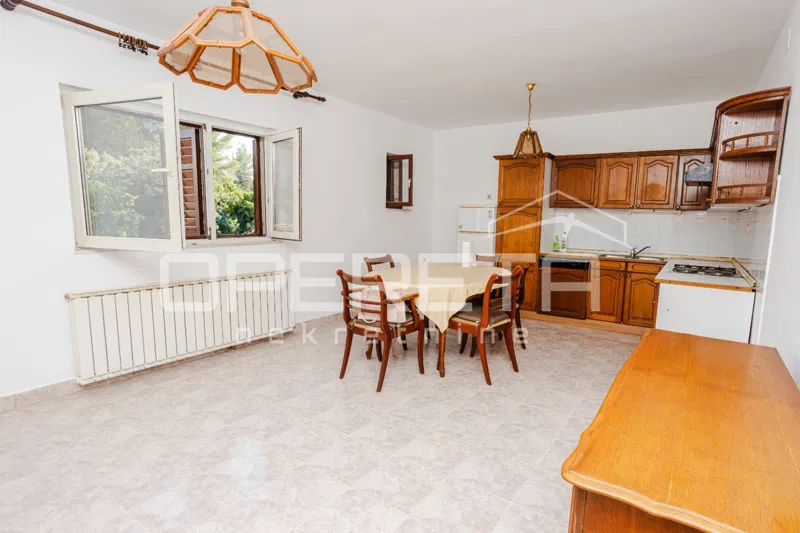 Große Drei-Zimmer-Wohnung mit zwei Terrassen und Parkplatz, Crnica – 2
