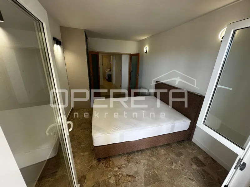 Studio-Apartment mit großer Terrasse und Meerblick, Strožanac – 3