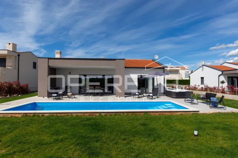 Istra, Sveti Lovreč - Pritličje s bazenom in talnim ogrevanjem – 2