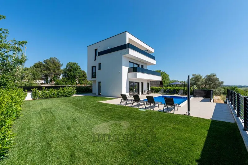 Hiša Poreč, 270m2 – 3