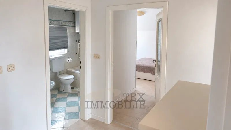 Apartma z dvema spalnicama in pogledom na morje - okolica Poreča – 2