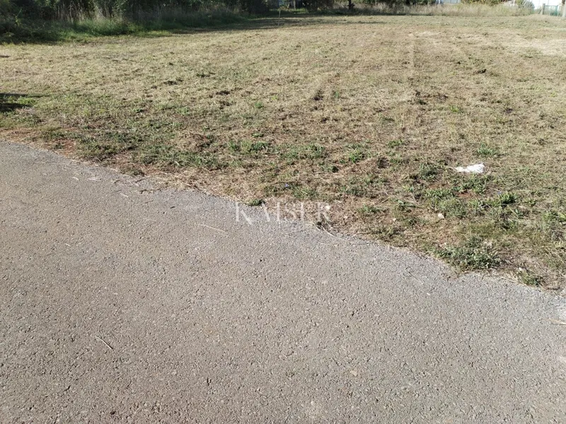 Építési telek Umag, 390m2 – 3