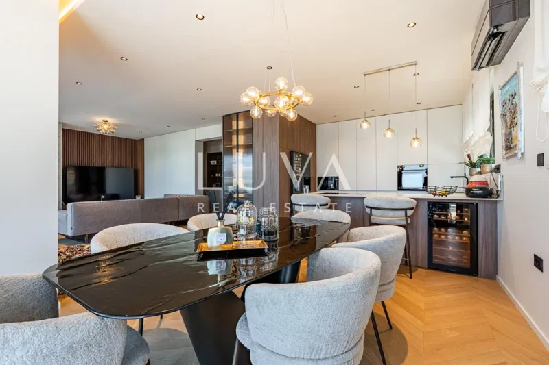 Rijeka, Kostrena, byt 5+1 198 m2 s bazénem na prodej – 3