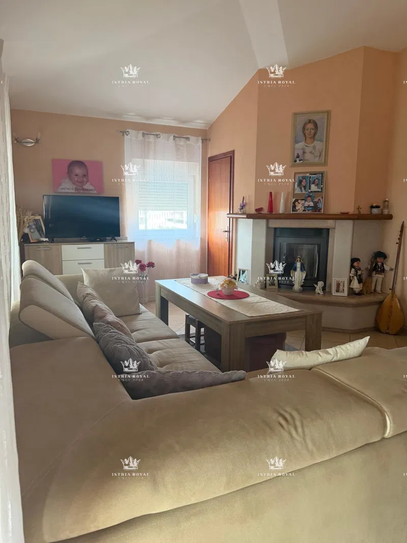 Istra, Novigrad, Wohnung 3SZ+WZ, 137 m2, drei Terrassen, Parkplatz – 2