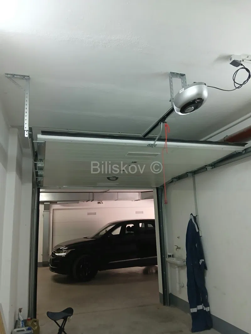 Split, Žnjan, prodaja garaža 16,5m, struja, voda – 2