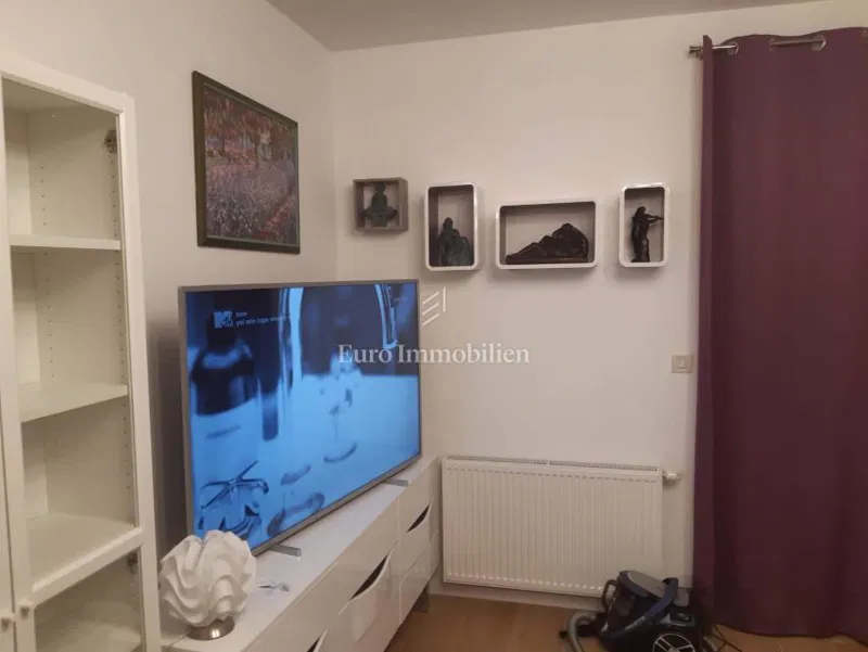 Trosobno stanovanje, 77 m² – Monvidal – 3