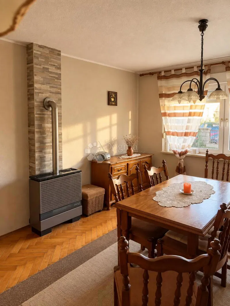 Haus Valpovo, 456m2 – 2