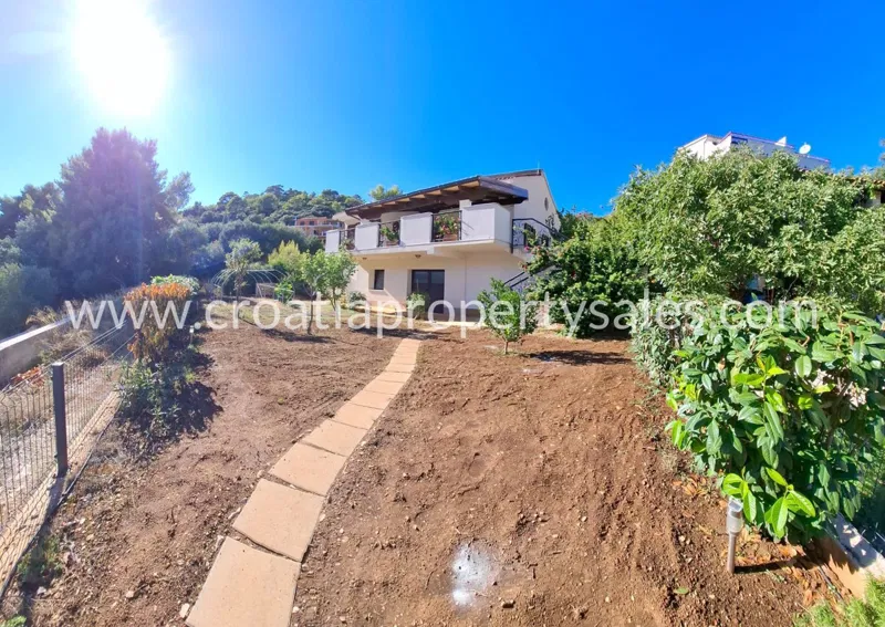 Lastovo, kuća, prodaja, 690.000 € – 3