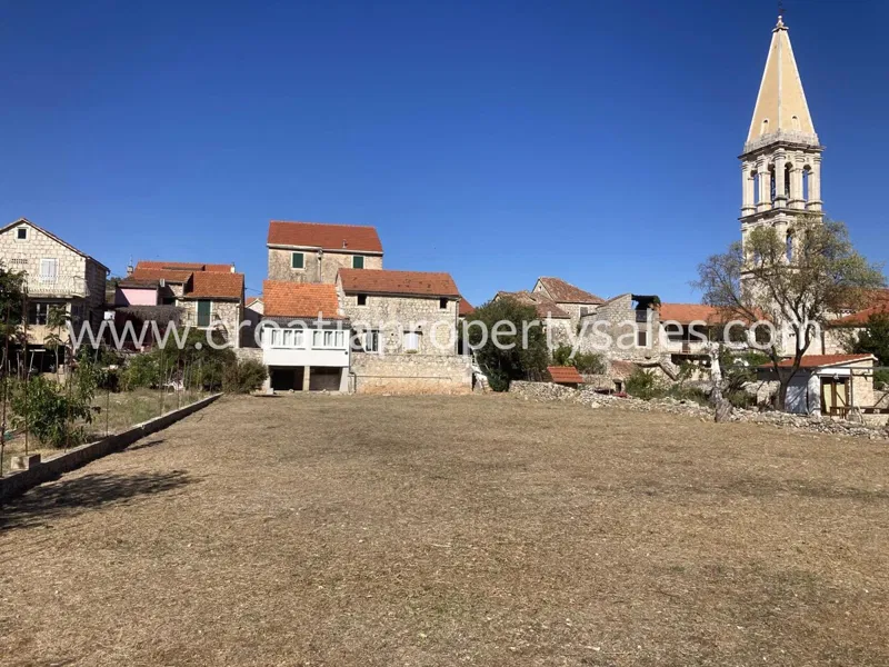 Hvar, stara kamena kuća, prodaja, 1.350.000 € – 3