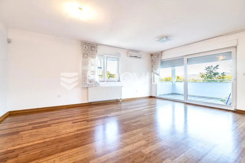 Zagreb, Vrhovec, Vidovčica - trosoban stan 110 m², terasa, parking, spremište, bazen – 2