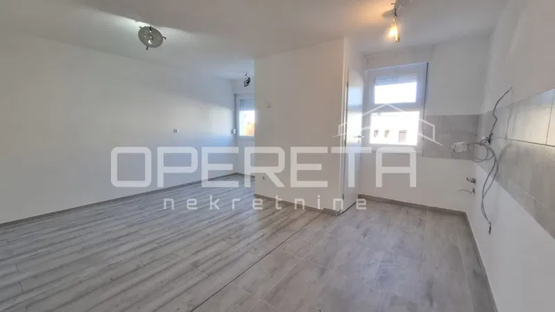 PRODAJA STANA, KARLOVAC, NASELJE GAZA, 57.95m2, 3soban STAN 5 MINUTA PJEŠICE OD CENTRA – SVIJETAO, ADAPTIRAN I SPREMAN ZA USELJENJE – 2