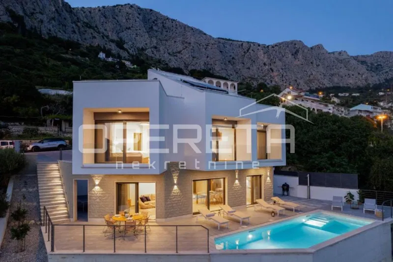 Moderna vila s bazenom i pogledom na more, Omiš – 2