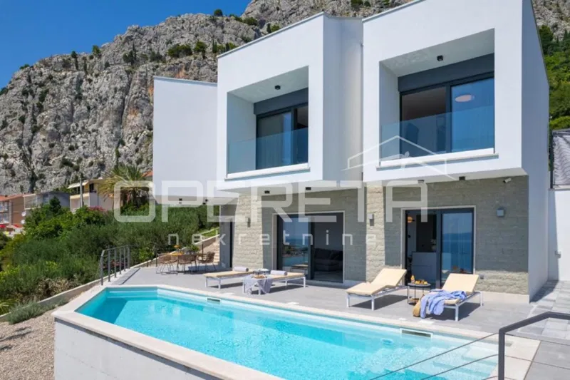 Moderna vila s bazenom i pogledom na more, Omiš – 3