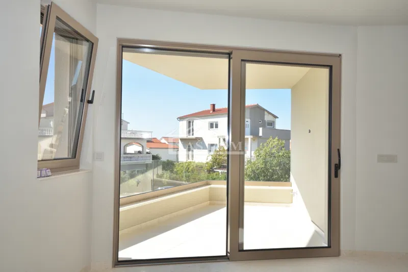 Tribunj - Luxuswohnung im ersten Stock mit Meerblick – 3