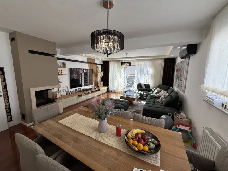 Záhreb, Sesvete, luxusne zariadený štvorizbový byt s terasou a záhradou, NKP 120 m² – 2