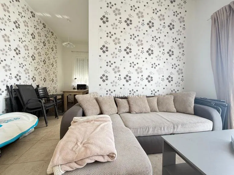 Novalja – Opremljen apartma z bazenom blizu morja – 3