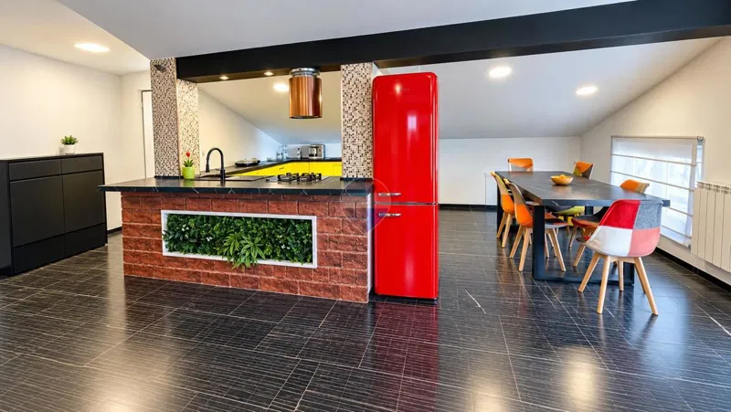 Istra, Umag- stan 103 m2, centar – 2
