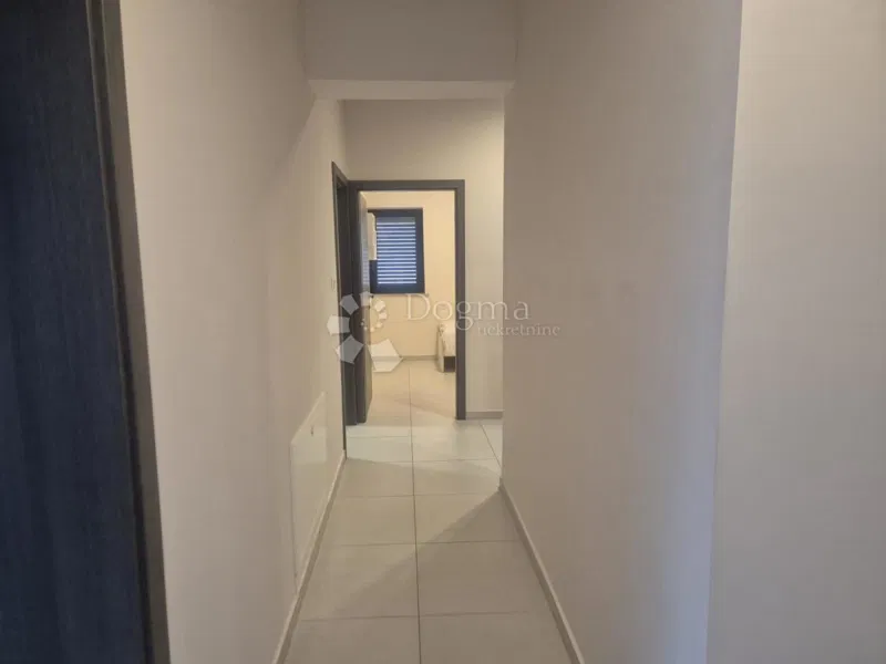 Allogio Pehlin, Rijeka, 100m2