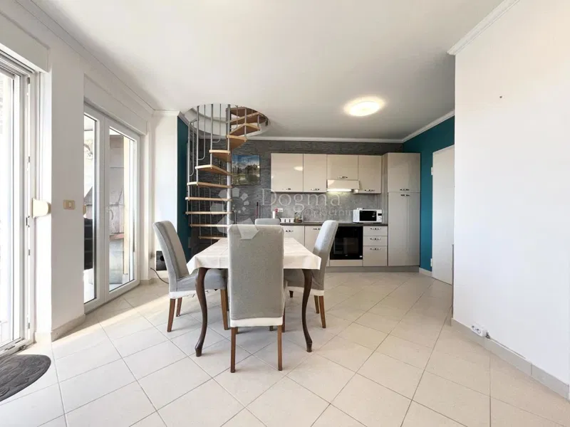 Stanovanje Novigrad, Novigrad, Novigrad, Istarska županija, 85m2 – 2