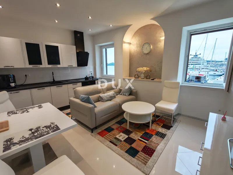 Istra, Rovinj, stan, poslovni prostor, 51 m2, prvi red do mora – 3