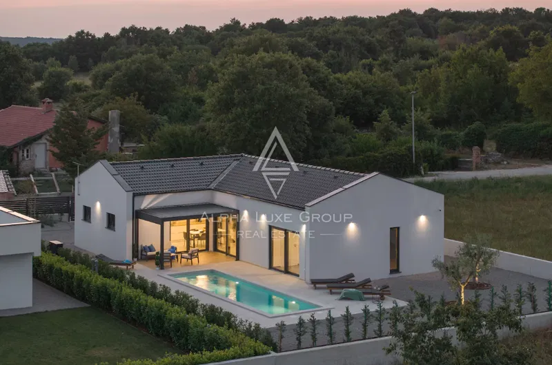 Istrie, Sveti Petar u Šumi, moderní vila s vyhřívaným bazénem – 2