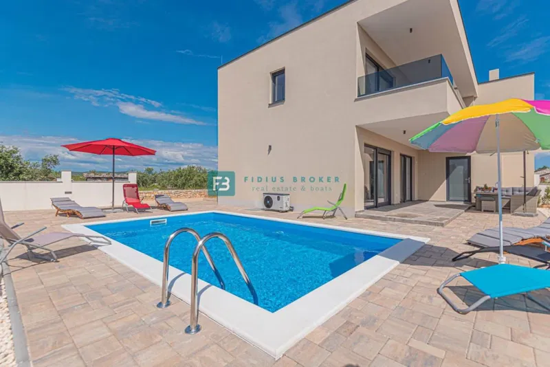 Šibenik - Bogdanovići, novozgrajena, opremljena hiša dvojček, bazen – 3