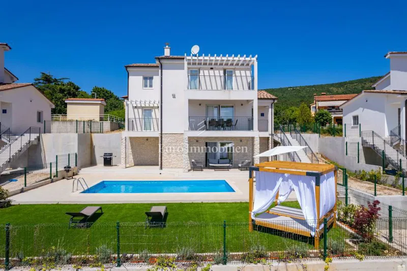 Istria – Modern Villa with Pool and Sea View – 2