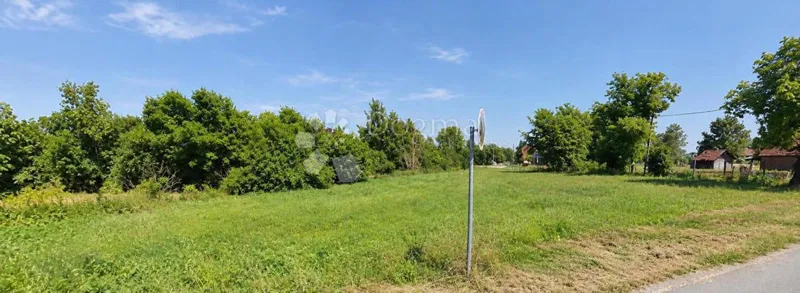 Građevinsko zemljište od 1700m² - Ivanić Grad – 2