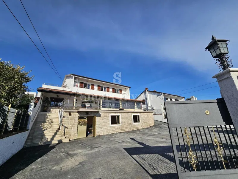 POBRI - OPATIJA, poslovni prostor na frekventnoj lokaciji – 2