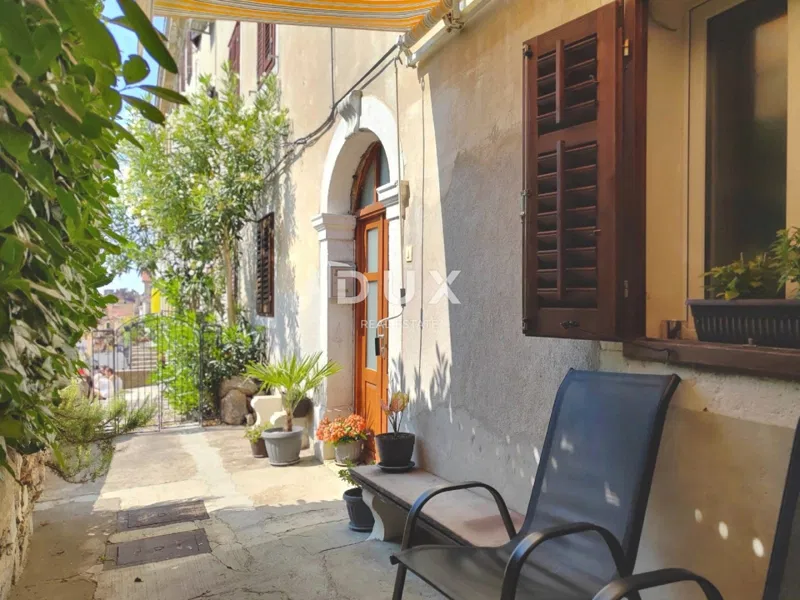 Opatija, Volosko, appartamento con due unità abitative separate, 87 m2 – 2