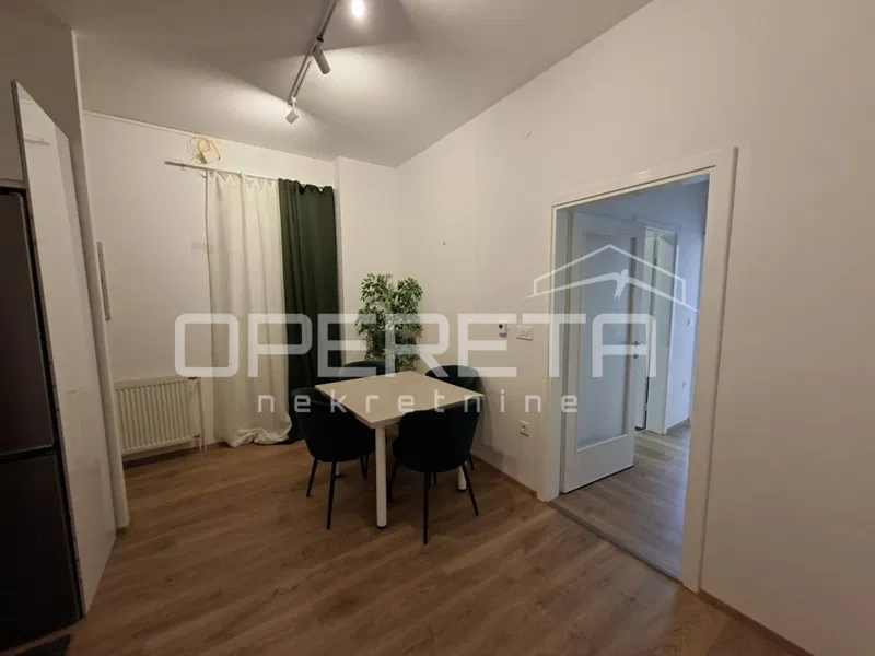 Appartamento 3 locali (76,7m2) nel centro della città - completamente ristrutturato e arredato nuovo – 3