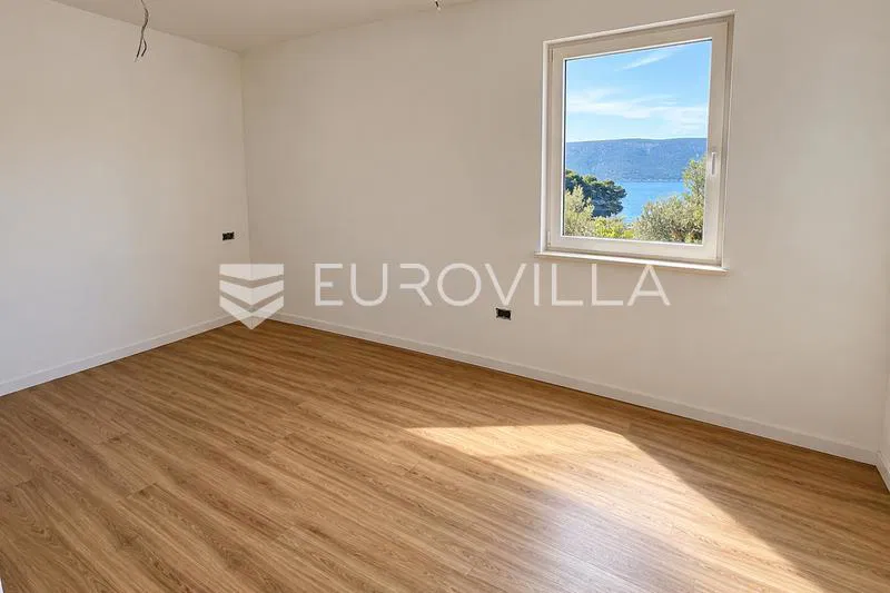 Cres, Melin, dvosoban stan 70 m² s okućnicom, 100 m od mora – 3