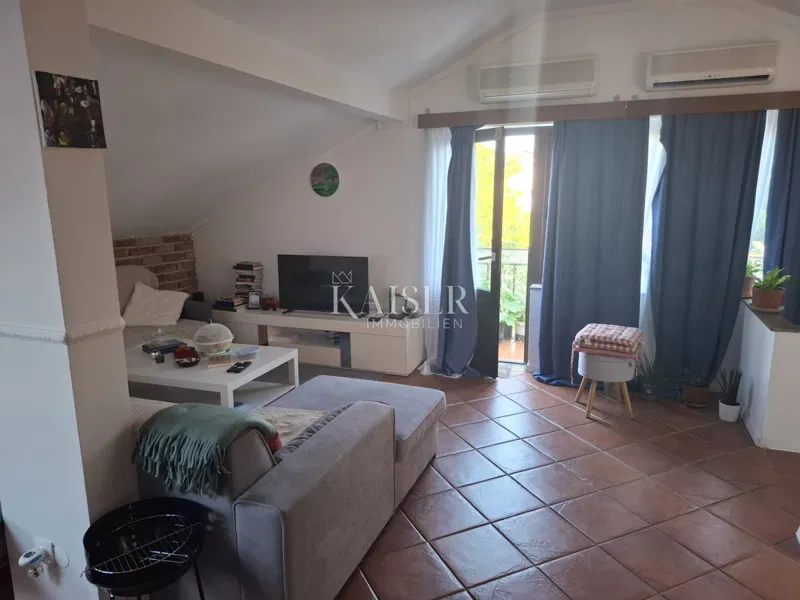 Ostrovy Lošinj, Veli Lošinj, apartmán 75 m² s balkónom a vlastným parkoviskom – 2
