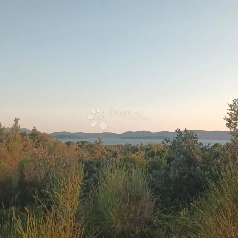UGLJAN – MALI KOMADIĆ OTOKA ZA VELIKE TRENUTKE MIRA – 2