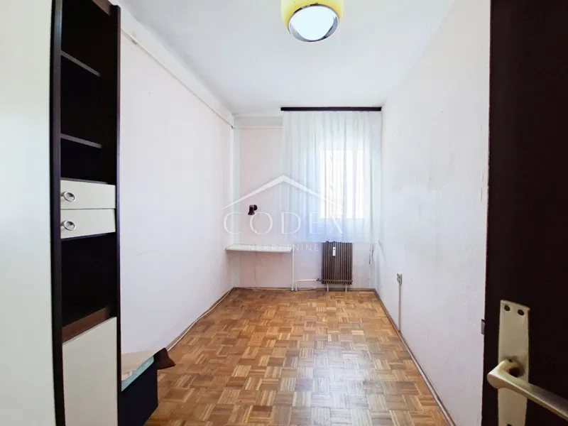 Karlovac, Grabrik – prodaja trosobnog stana s mogućnošću preuređenja – 2
