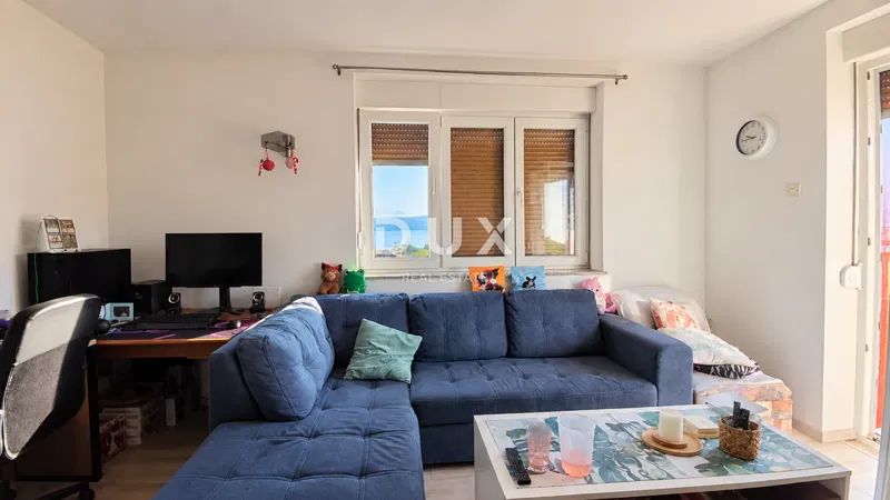 Opatija, Lovran, dvosobni stan, dnevni boravak, 69 m2, pogled, garaža – 2
