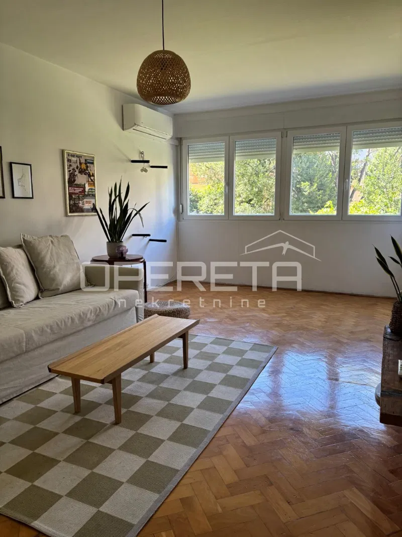 SPLIT – COMFORTABLE ONE-BEDROOM APARTMENT, FURNISHED AND EQUIPPED, EXCELLENT LOCATION! – 2